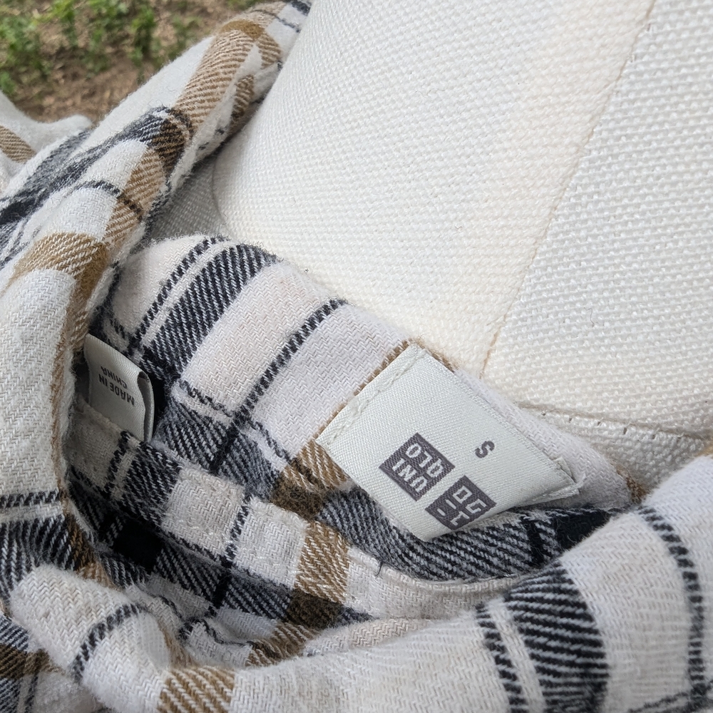 Uniqlo White and Brown Casual Button Down Flannel Shirt Size‎ Small - Picture 5 of 5
